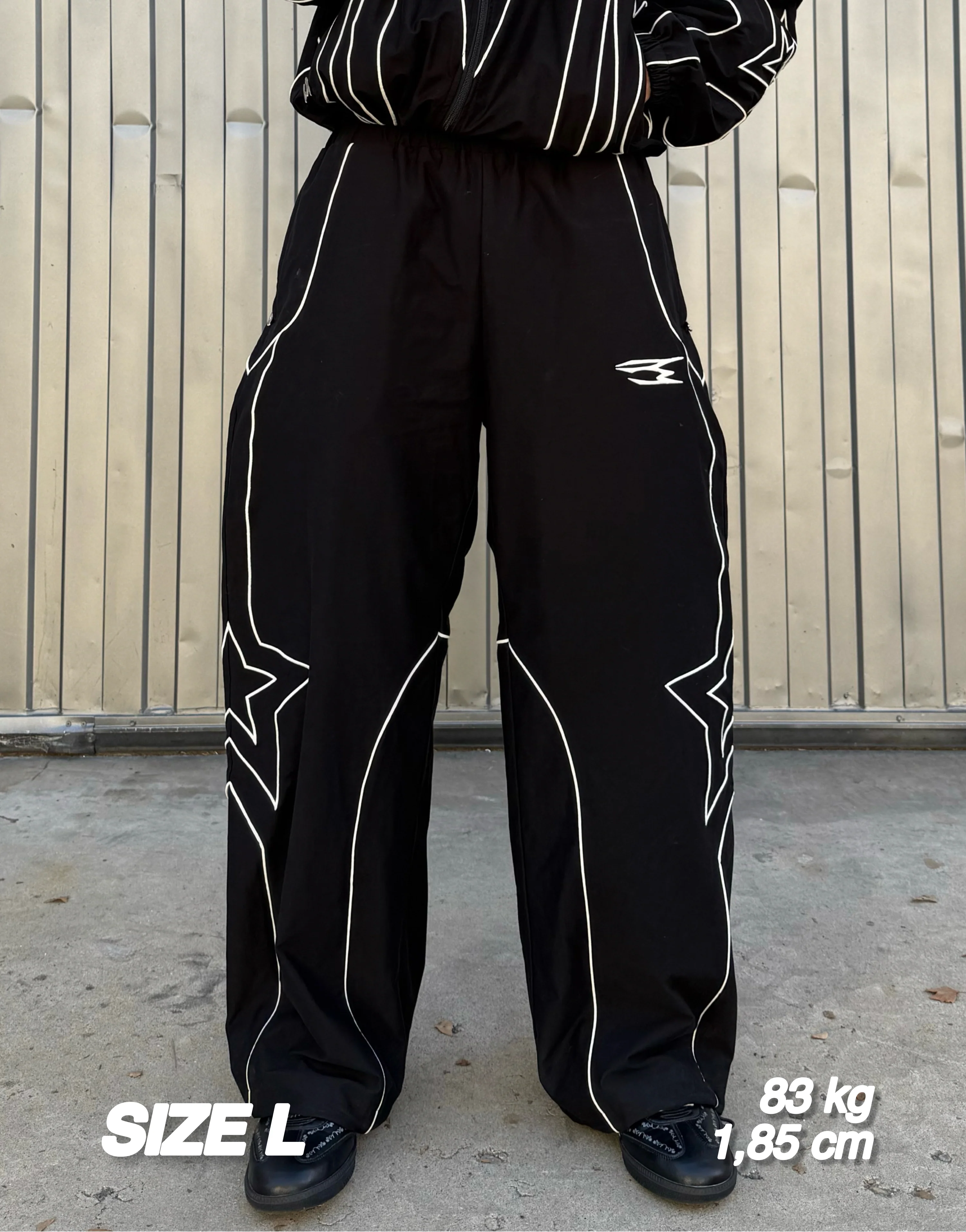 AURA TRACKSUIT PANT BLACK - Image 3